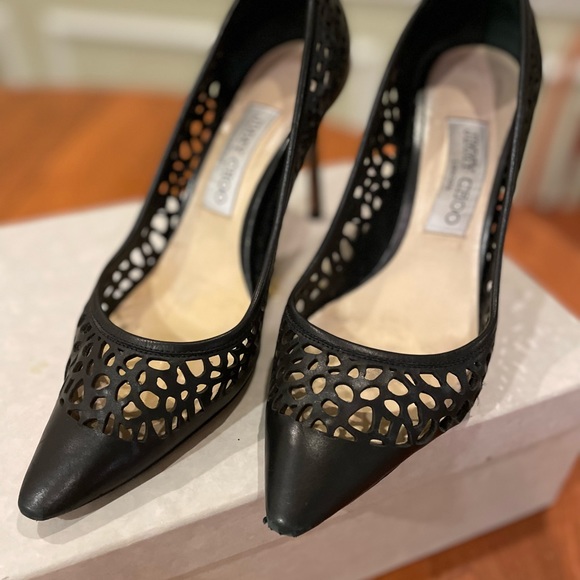 Black Jimmy Choo pumps in good condition. - Picture 2 of 7